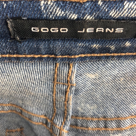 Stonewashed Jeans - Picture 8 of 8
